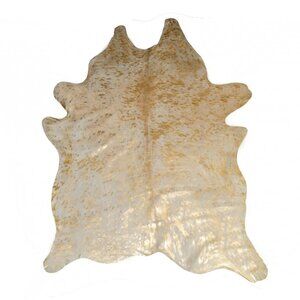 Natural Home Decor Scotland Cowhide Rug | 1-Piece | Natural & gold | 6'x7'
